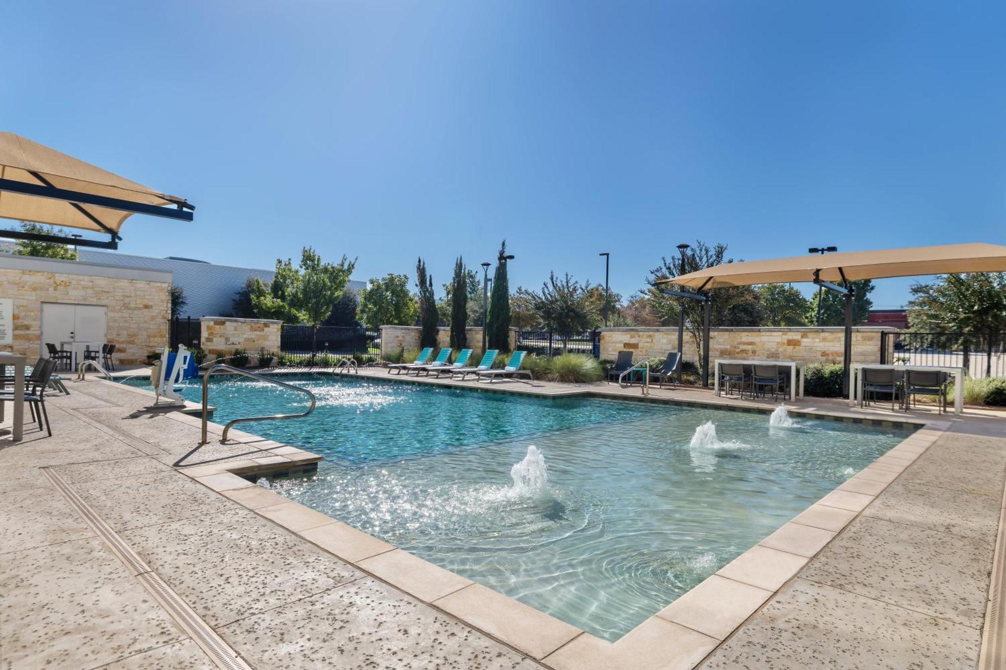 Home2 Suites By Hilton Dallas Addison Exterior foto