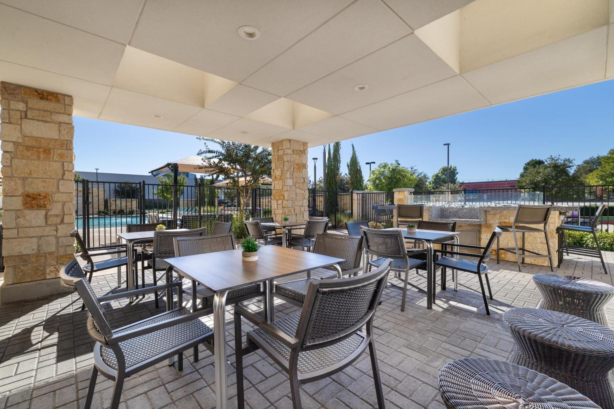 Home2 Suites By Hilton Dallas Addison Exterior foto
